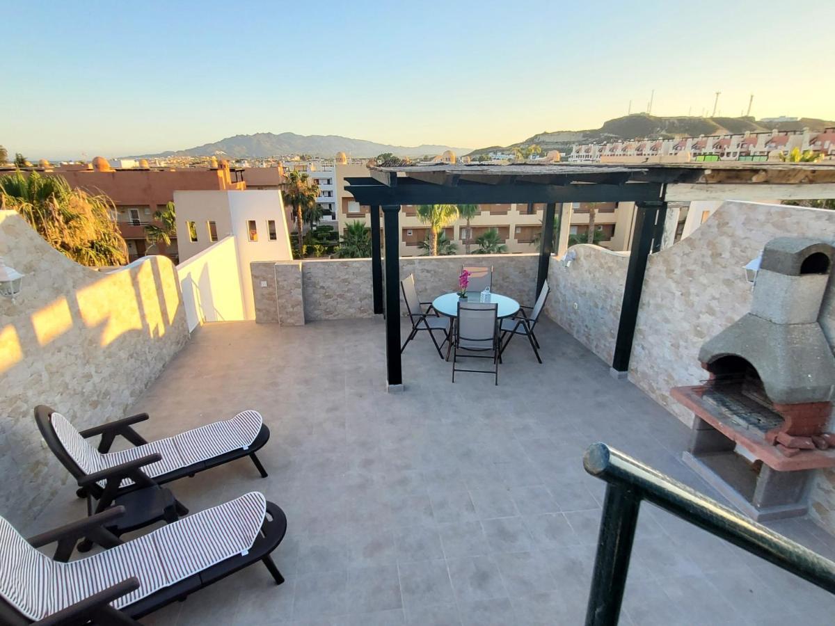 Ático dúplex en primera línea con piscina privada! Vera Exterior foto
